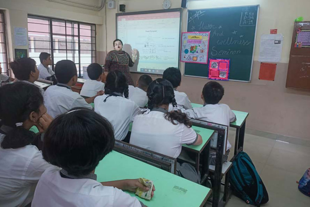 Teaching at Best CBSE school in North Kolkata, IGMHS